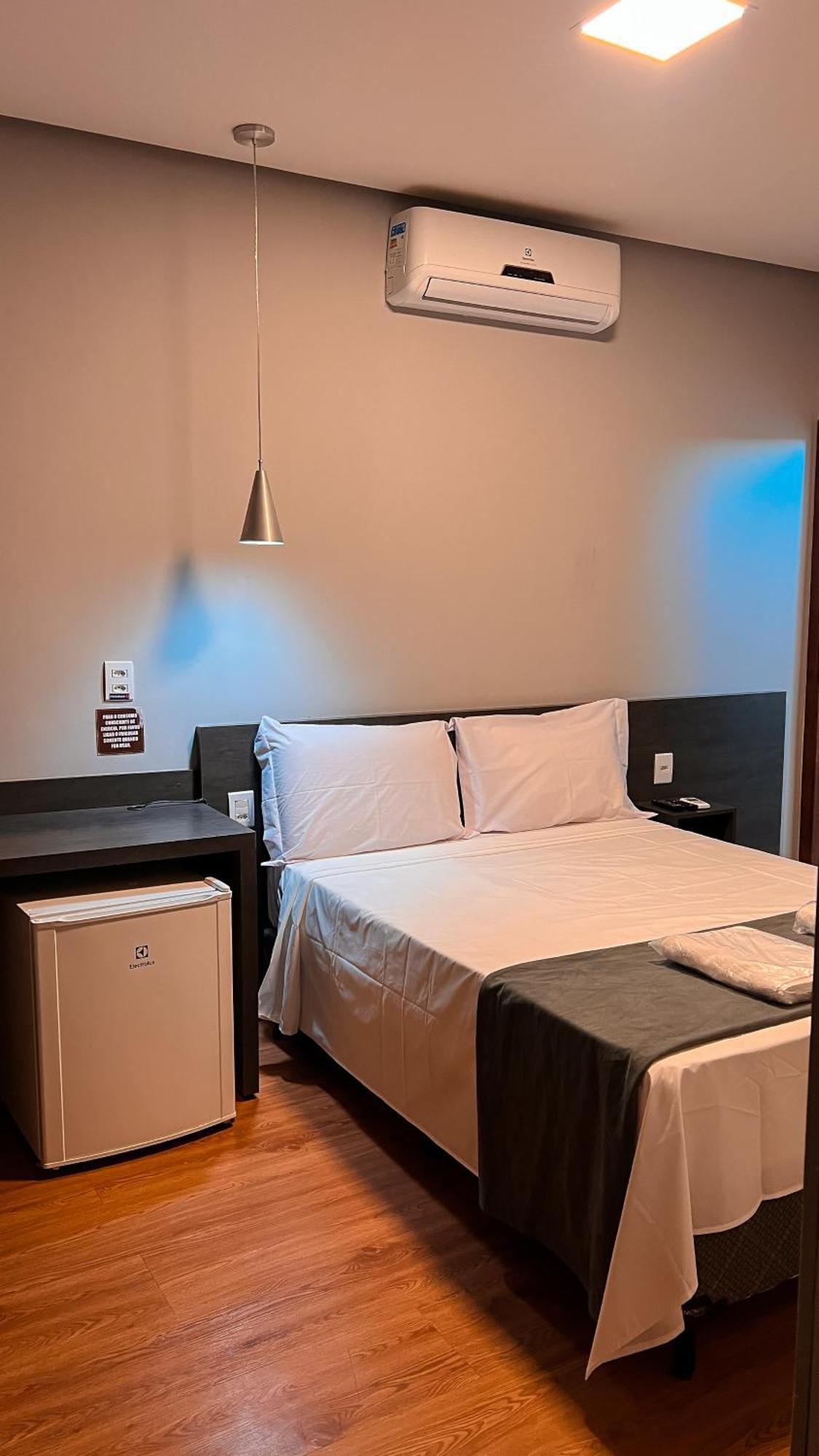 Hotel Cerrado Montes Claros Ngoại thất bức ảnh